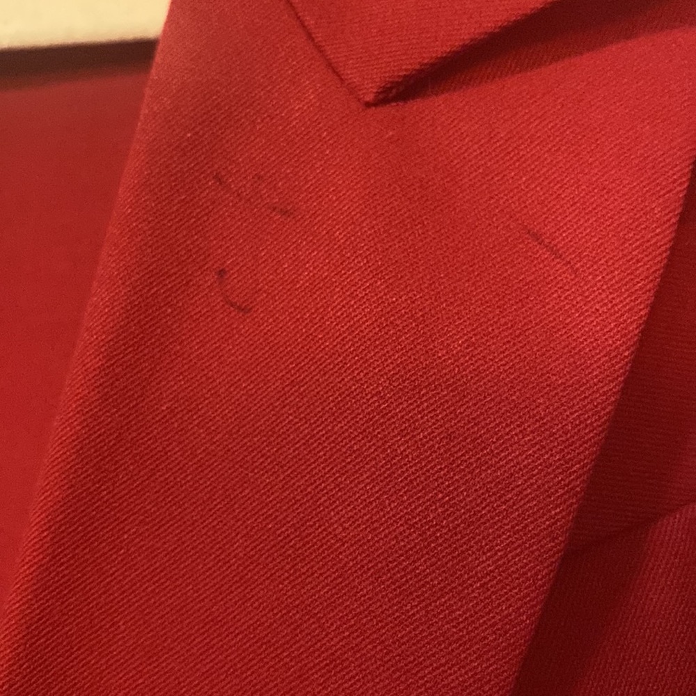 Used red blazer - Picture 2 of 3